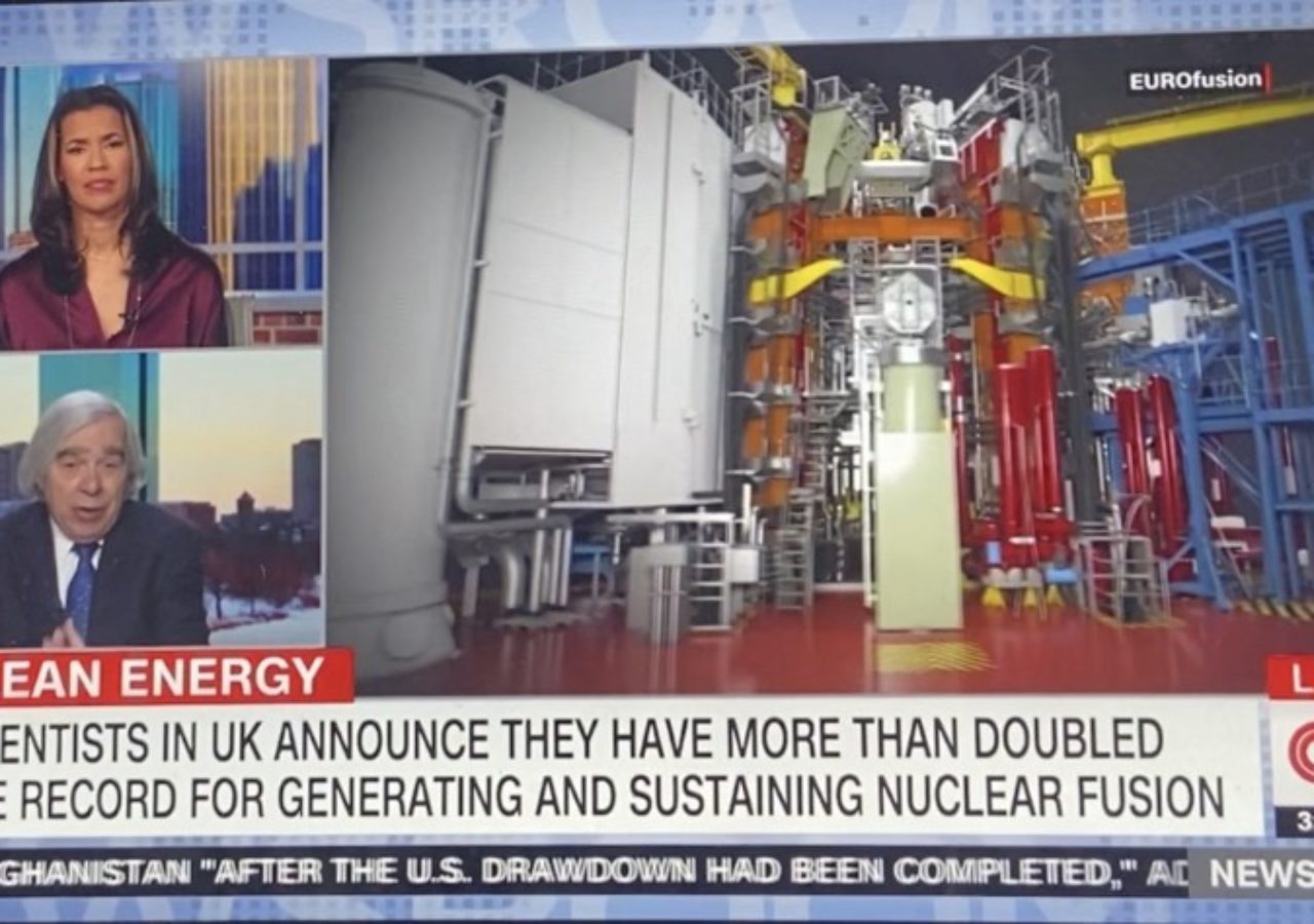 Screen capture of CNN Live - Clean Energy: Scientist in UK Announce They Have More than Doubled the Record for Generating and Sustaining Nuclear Fusion. Photo of Fredricka Whitfield (top) and Ernest Moniz (bottom)
