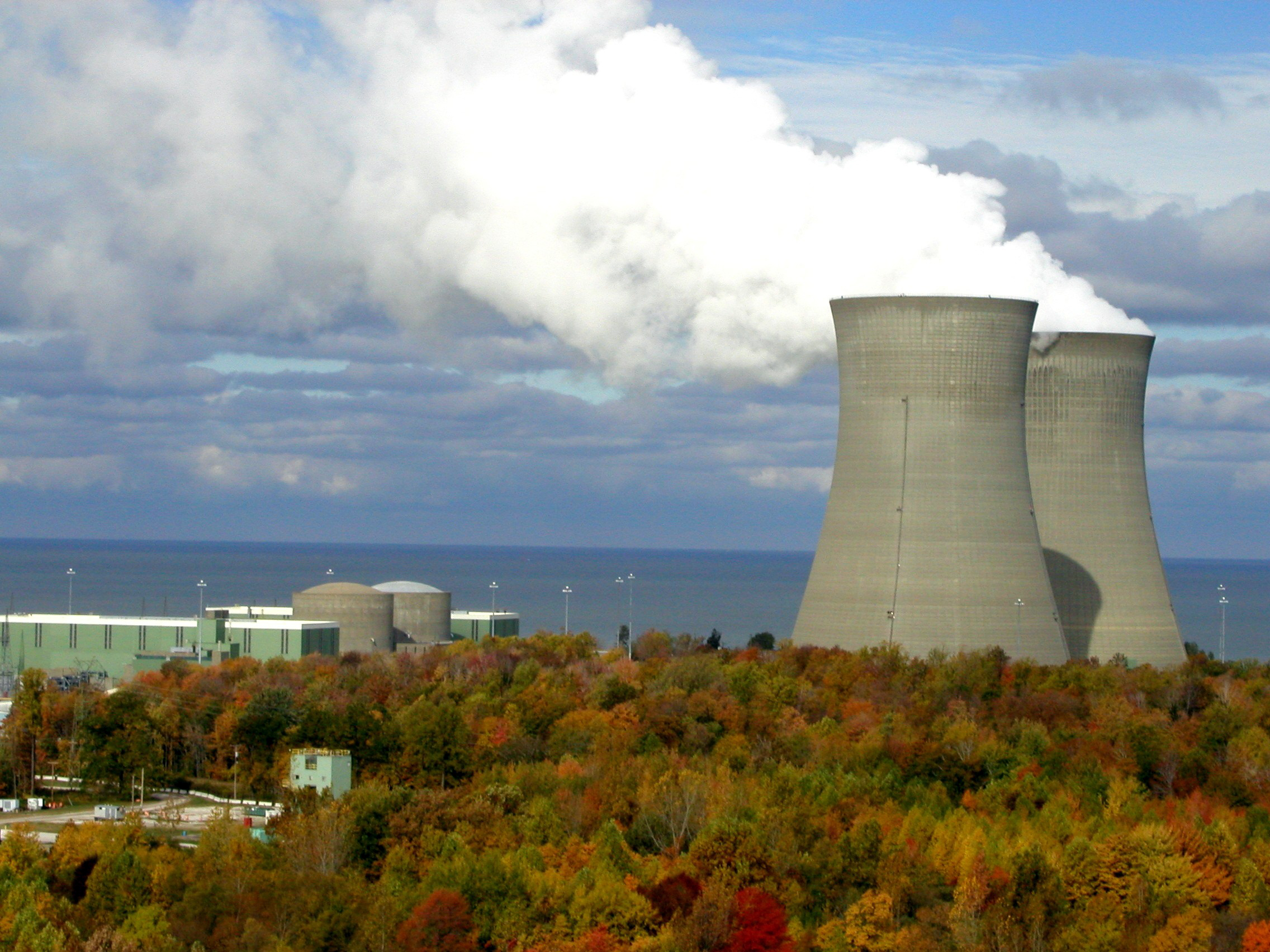 Photo of the Perry Nuclear Power Plant