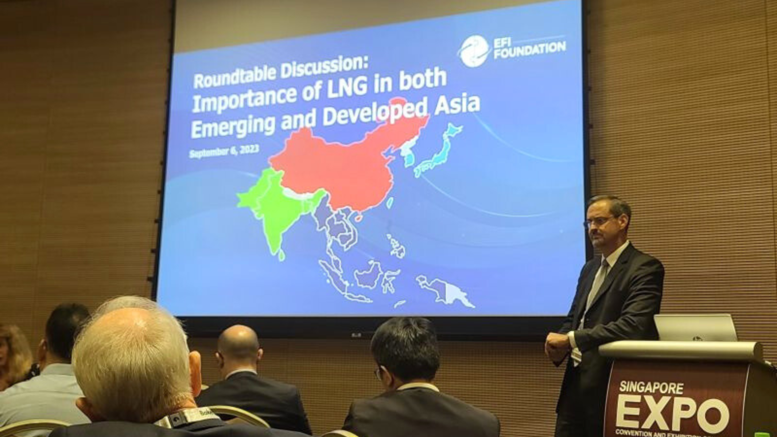 Westerdale presenting at an EFI Foundation roundtable on the role of natural gas in Asia's decarbonization strategy.